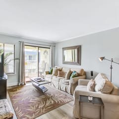 Comfortable villa one row away from the beach w/shared pool & grills