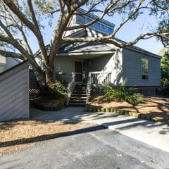 Villa with free WiFi, full kitchen, and full Seabrook Club amenity access