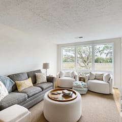 Charming Coastal Condo, with Shared Pool, Fitness Center & Dock