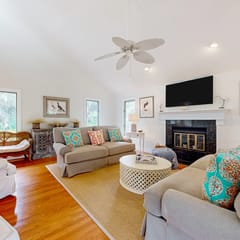 Peaceful Island Escape by Osprey Point | Close to Golf, Bikes & Beach