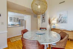 Bright, beautiful home with screened-in porch, wood flooring, & AC - dogs ok