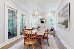 Coastal house with a central location to all island amenities
