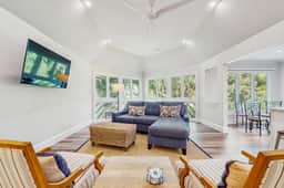 Cozy Kiawah Island villa centrally located near local attractions