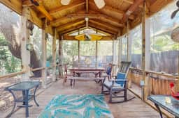 Downtown dog-friendly home with outdoor shower, level 2 EV charger