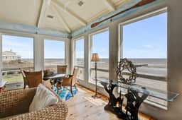 Luxury, Dog-Friendly, Oceanfront Home on Folly Beach