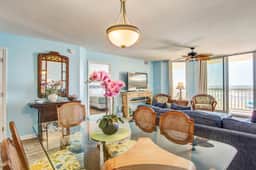 Oceanfront, first-floor villa w/large balcony & shared pool - near the beach