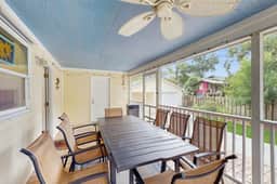 Old Village hideaway with covered porches, grill, alfresco dining & fenced yard