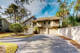 Peaceful Island Escape by Osprey Point | Close to Golf, Bikes & Beach