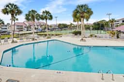 Riverfront condo with great river view, pool & tennis - close to beach & town