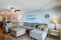 Riverfront condo with pool, 2 tennis courts, & screened porch - near beach