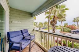Updated Oceanfront Condo w/ Balcony, Pool & Beach Access