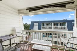Comfortable villa one row away from the beach w/shared pool & grills - Image 3