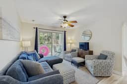 Lovely condo with marsh view, shaded balcony, central AC - 1 mile to Folly Beach - Image 3