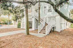 Elegant home on the boardwalk with 2 balconies & shared pools - walk to beach - Image 2