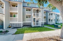 Riverfront condo near Folly Beach with balcony, views, outdoor pool & tennis - Image 4