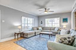 Spacious Dog-Friendly Retreat | Walk to Beach - Image 2