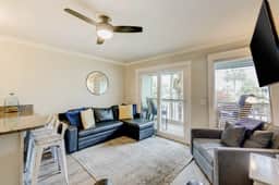 Updated Oceanfront Condo w/ Balcony, Pool & Beach Access - Image 4