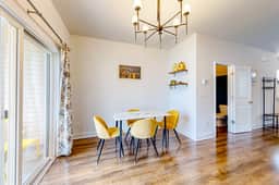 Snowbird-friendly townhouse with pool, tennis court, & central AC - Image 5