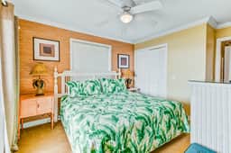 Oceanfront, event-friendly home with multiple decks & WiFi - 2 dogs ok - Image 2