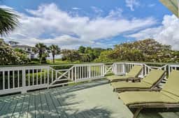 Beautiful Sullivan’s Island home next to lighthouse - easy walk to beach - Image 4