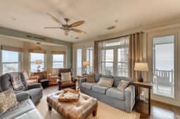 Raised oceanfront home with elevator & outdoor shower just steps from beach - Image 5