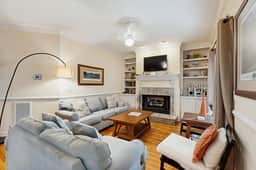 Spacious home with pool - walk to beach & golf - Image 5