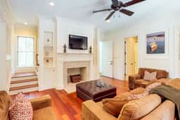 Multi-level home with private pool, lanai & enclosed deck - beach nearby - Image 2