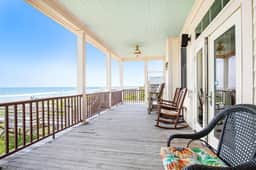 Gorgeous Beachfront Home w/ Oceanfront Views, Deck, Beach Boardwalk & WiFi - Image 3