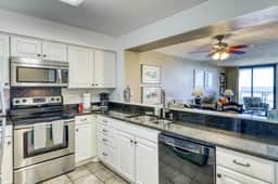 Ocean-view villa at beachfront complex with pool - walk to golf, dining, & more - Image 5