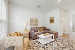 Cozy 2BR Pet Friendly Walkable Resort Cottage w/ Pool Access - Image 3