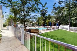 Cozy 2BR Pet Friendly Walkable Resort Cottage w/ Pool Access - Image 2