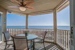 Top-floor Oceanfront Villa with spectacular ocean views - prime location - Image 5