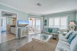 Top-floor Oceanfront Villa with spectacular ocean views - prime location - Image 4