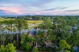 Luxurious, water view retreat with WiFi, AC, washer, dryer, screened porch. - Image 4