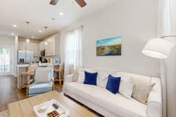 New and Updated Home- Close to charming downtown Charleston - Image 2