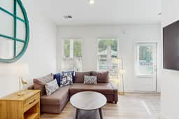 Modern 3BR Cottage in Pet Friendly Luxury Resort w/ Pool - Image 3