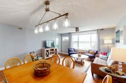 Stunning Condo with Amazing Views of Folly River - Close to Historic Charleston - Image 3