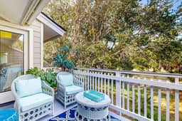 Updated townhouse with outside deck, shared pool, tennis, pickleball and beach - Image 3