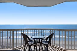 Oceanfront, third-floor villa with great views, balcony & 2 shared pools - Image 2