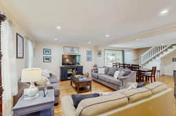Old Village hideaway with covered porches, grill, alfresco dining & fenced yard - Image 2