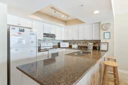 Oceanfront villa steps from the beach w/private balcony & shared pool - Image 3