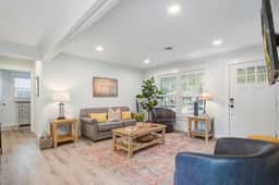 Charming dog-friendly home with enclosed yard, fast WiFi, & washer/dryer - Image 3
