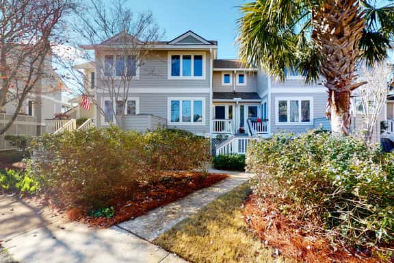 30-Day Marshfront Rental Condo w/Amazing Views, 2 Porches, Laundry & Shared Pool - Image 1
