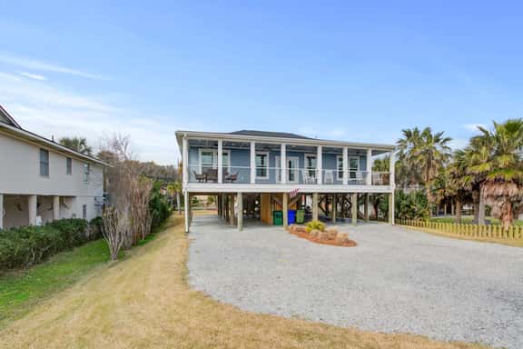 Beautiful ocean view home w/ free WiFi is just across the street from the beach - Image 1