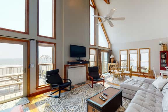Oceanfront home with stunning ocean views, central AC, and private W/D - Image 1