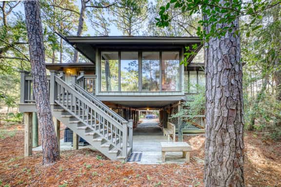 Cottage w/ On-Site Golf, Shared Pool, & Beautiful Inlet Views - Near the Beach - Image 1