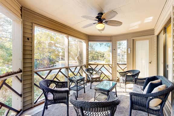 Waterfront Family Retreat with Pond Views - Close to Tennis and Golf - Dogs Welcome - Image 1