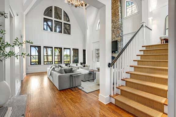 Luxurious, water view retreat with WiFi, AC, washer, dryer, screened porch. - Image 1