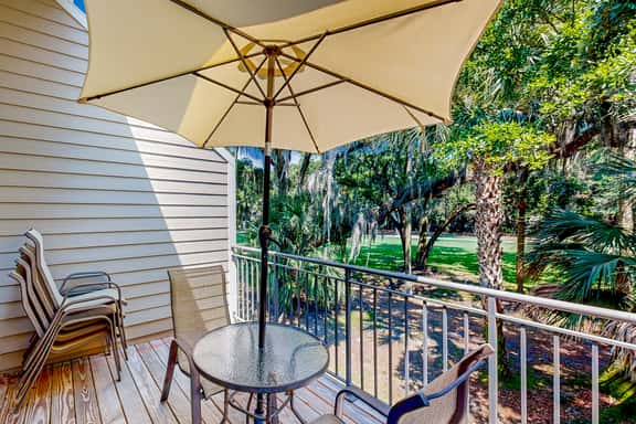 Updated townhome with golf course views, pool, and tennis - Image 1