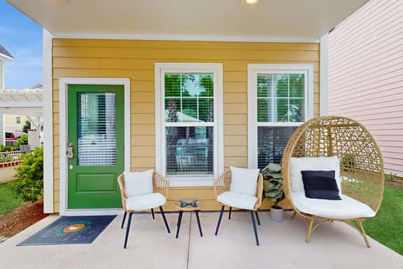 Modern 3BR Cottage in Pet Friendly Luxury Resort w/ Pool - Image 1